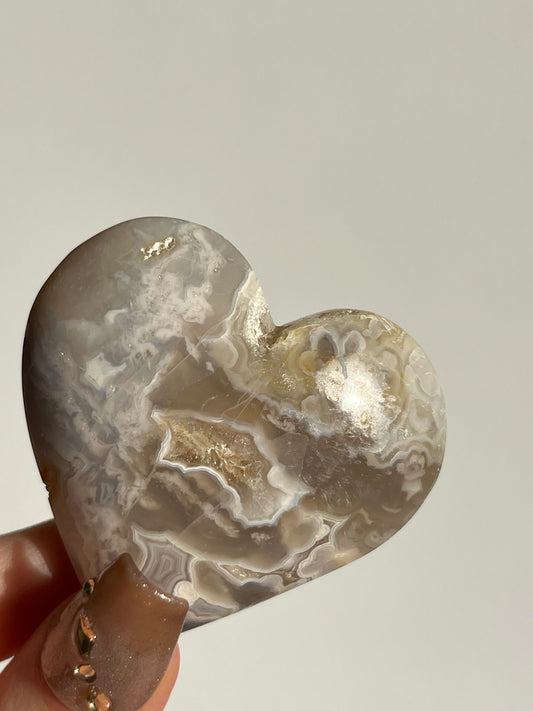 Soleia Agate Heart Carving C