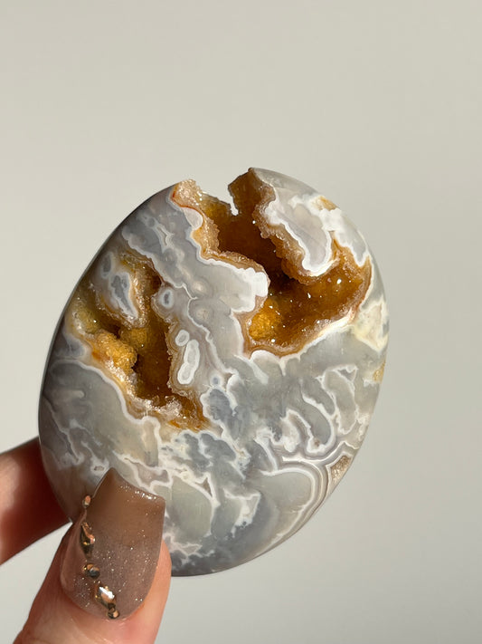 Soleia Agate Palmstone D