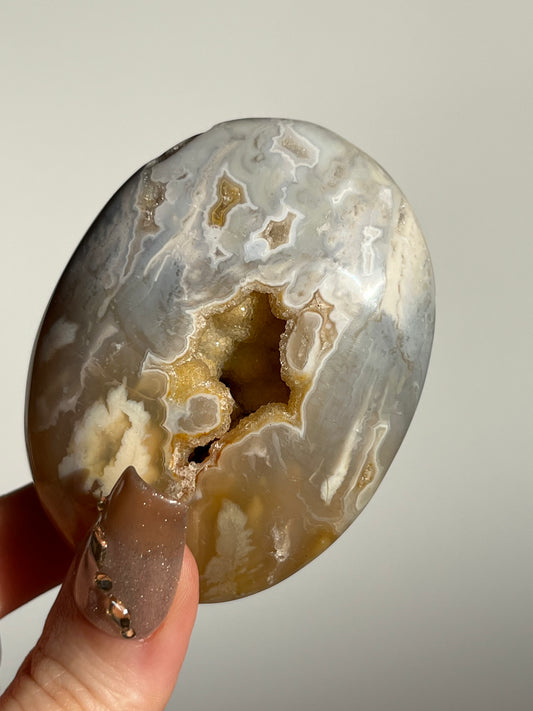 Soleia Agate Palmstone G