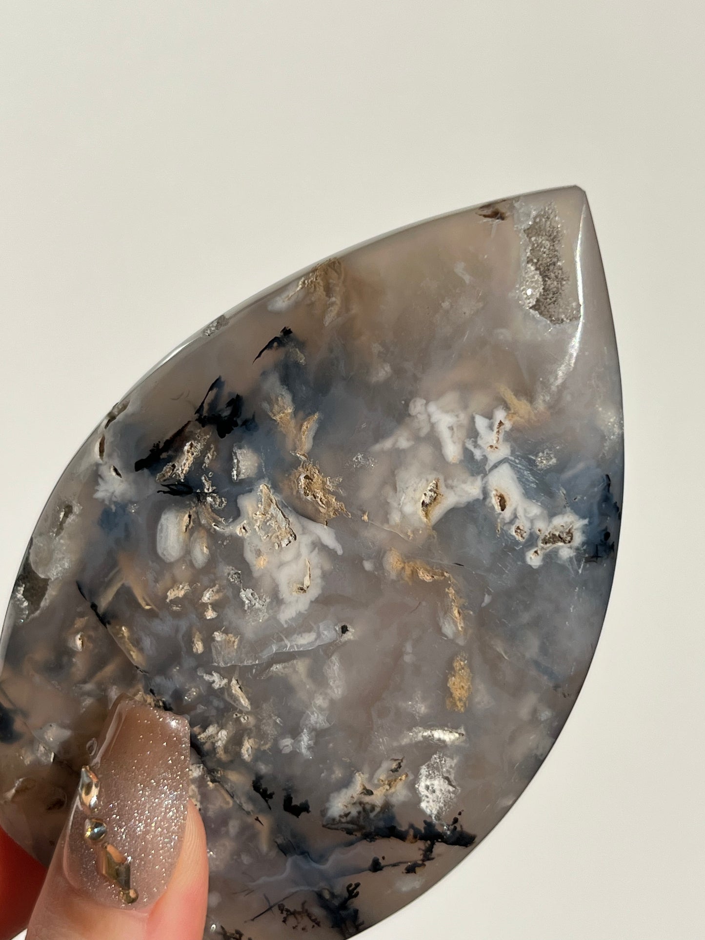 Tiger Dendrite in Chalcedony Flame Carving D