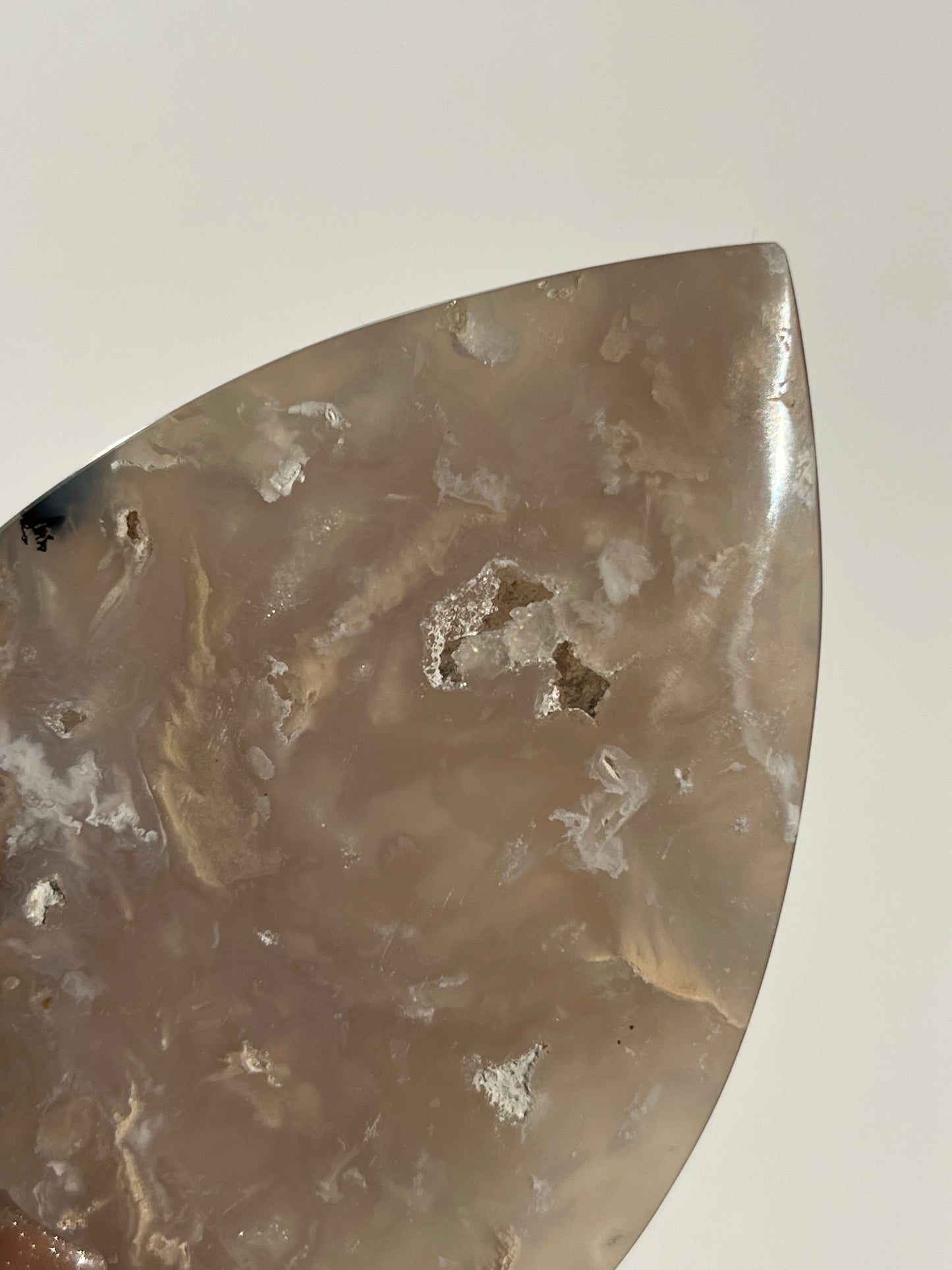 Tiger Dendrite in Chalcedony Flame Carving E (Unsteady Base)