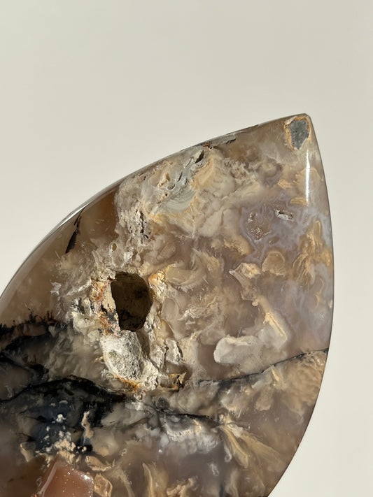 Tiger Dendrite in Chalcedony Flame Carving F