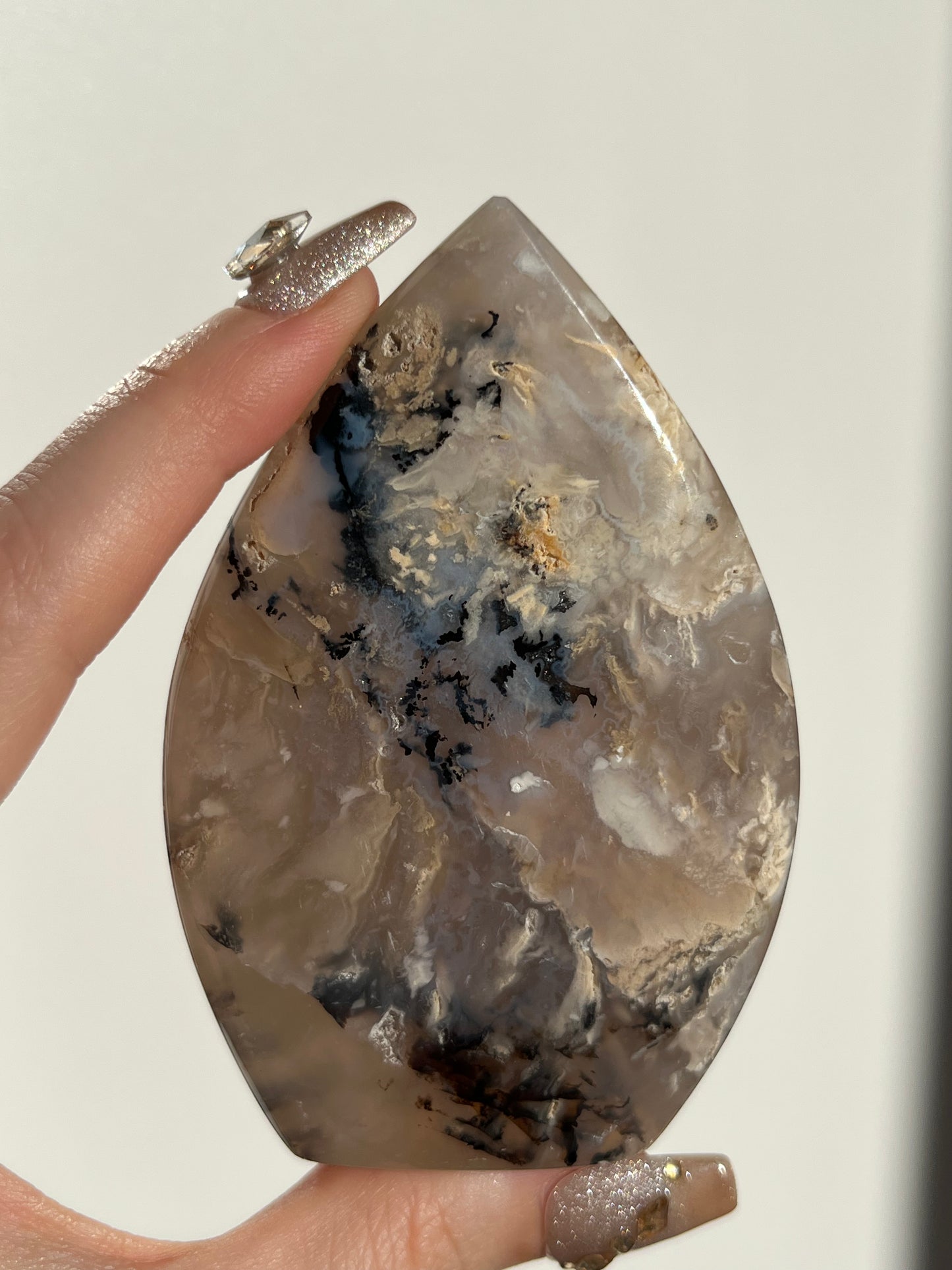 Tiger Dendrite in Chalcedony Flame Carving G