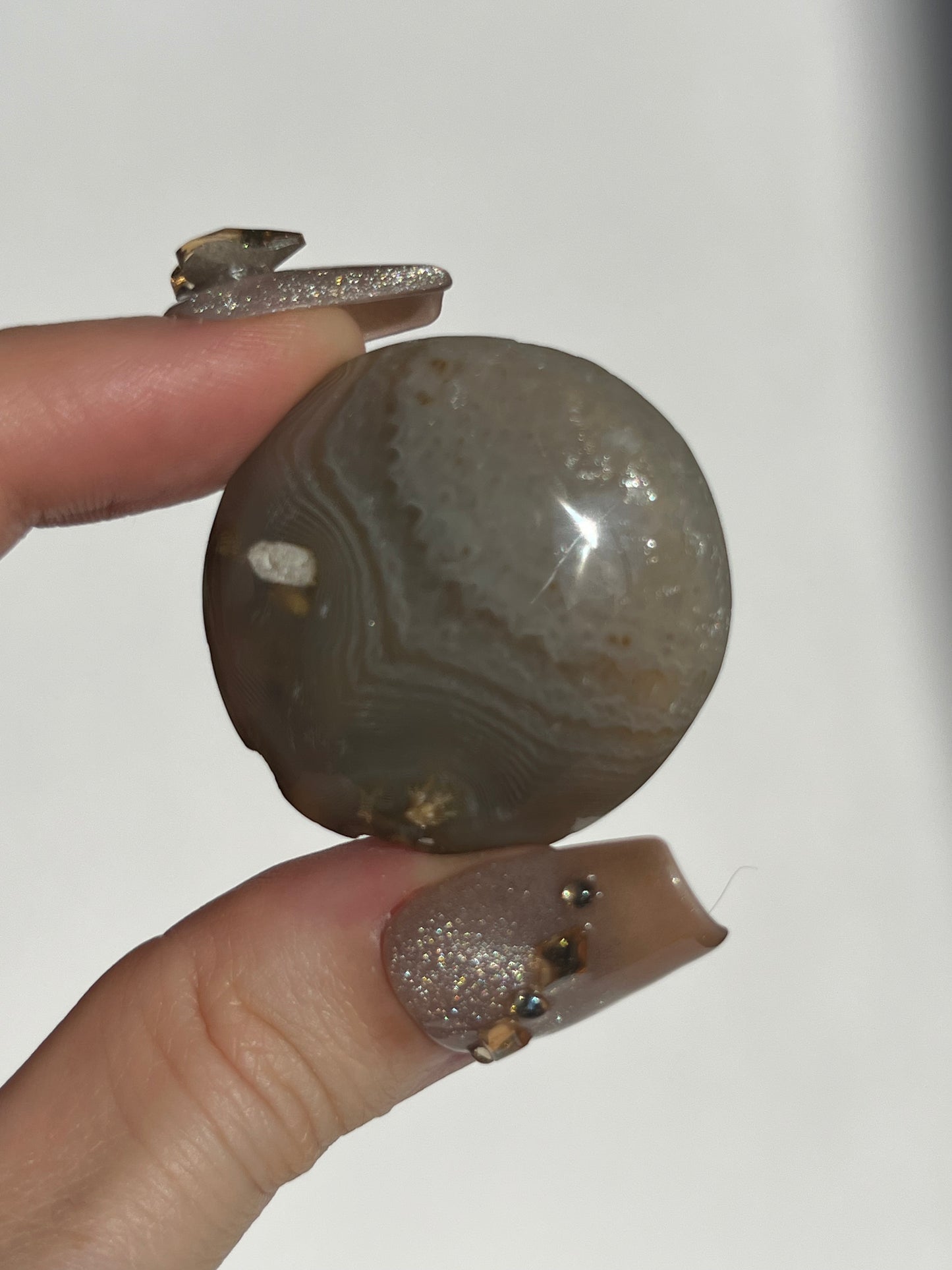 West Indonesian Banded Agate Medallion with Parallax Effect E