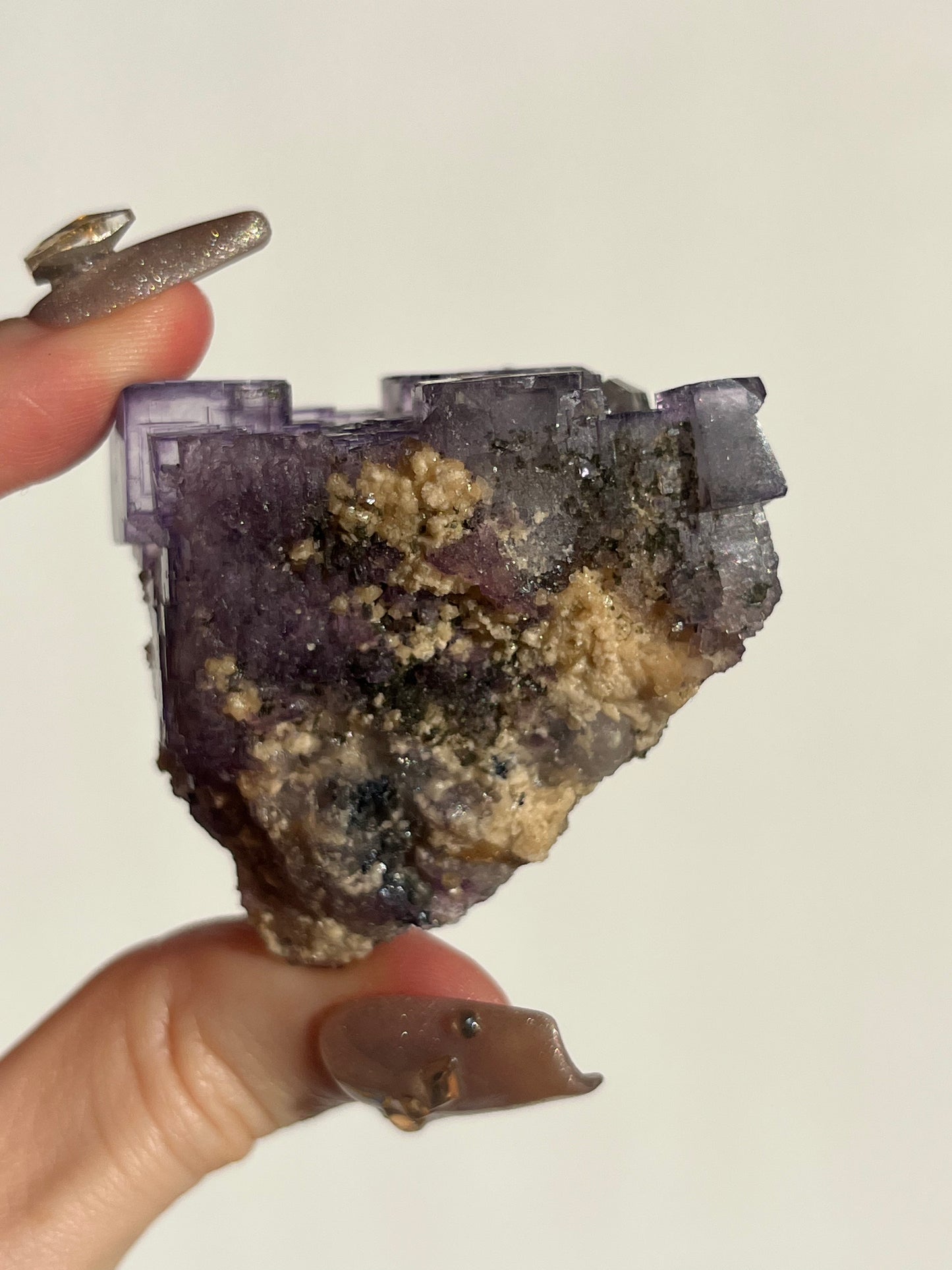 Purple Phantom Yaogangxian Fluorite with Muscovite and Static Enhydros Specimen