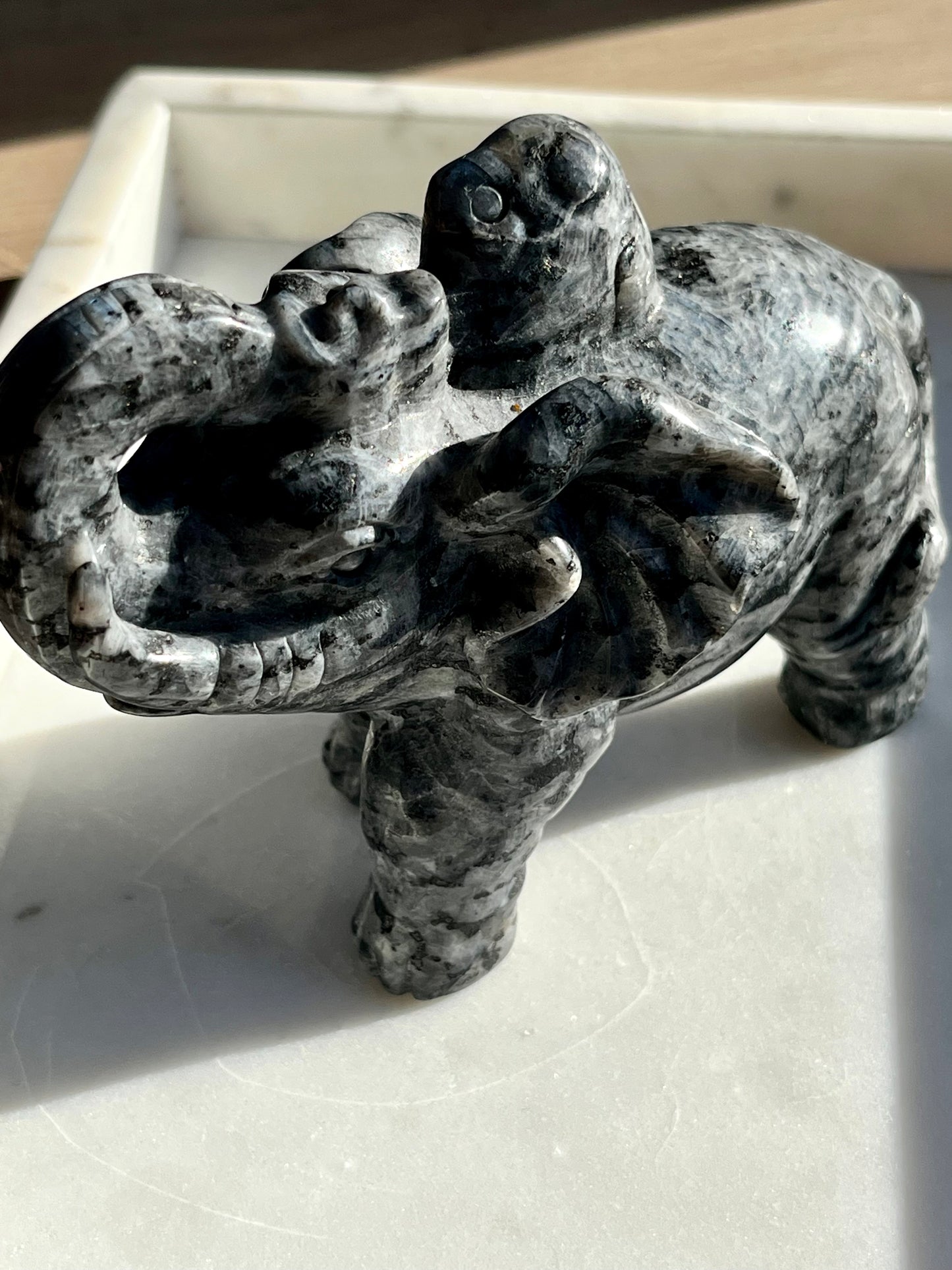 Larvikite Elephant Mama & Baby Carving