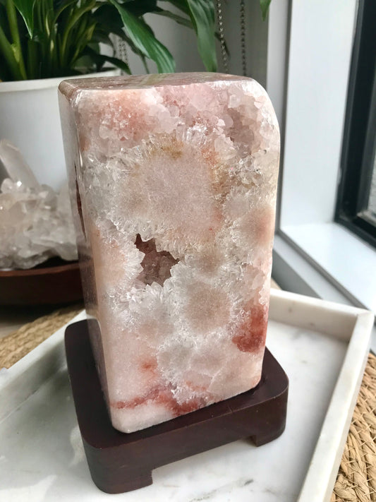 Lámpara de geoda de amatista rosa única en su tipo 02